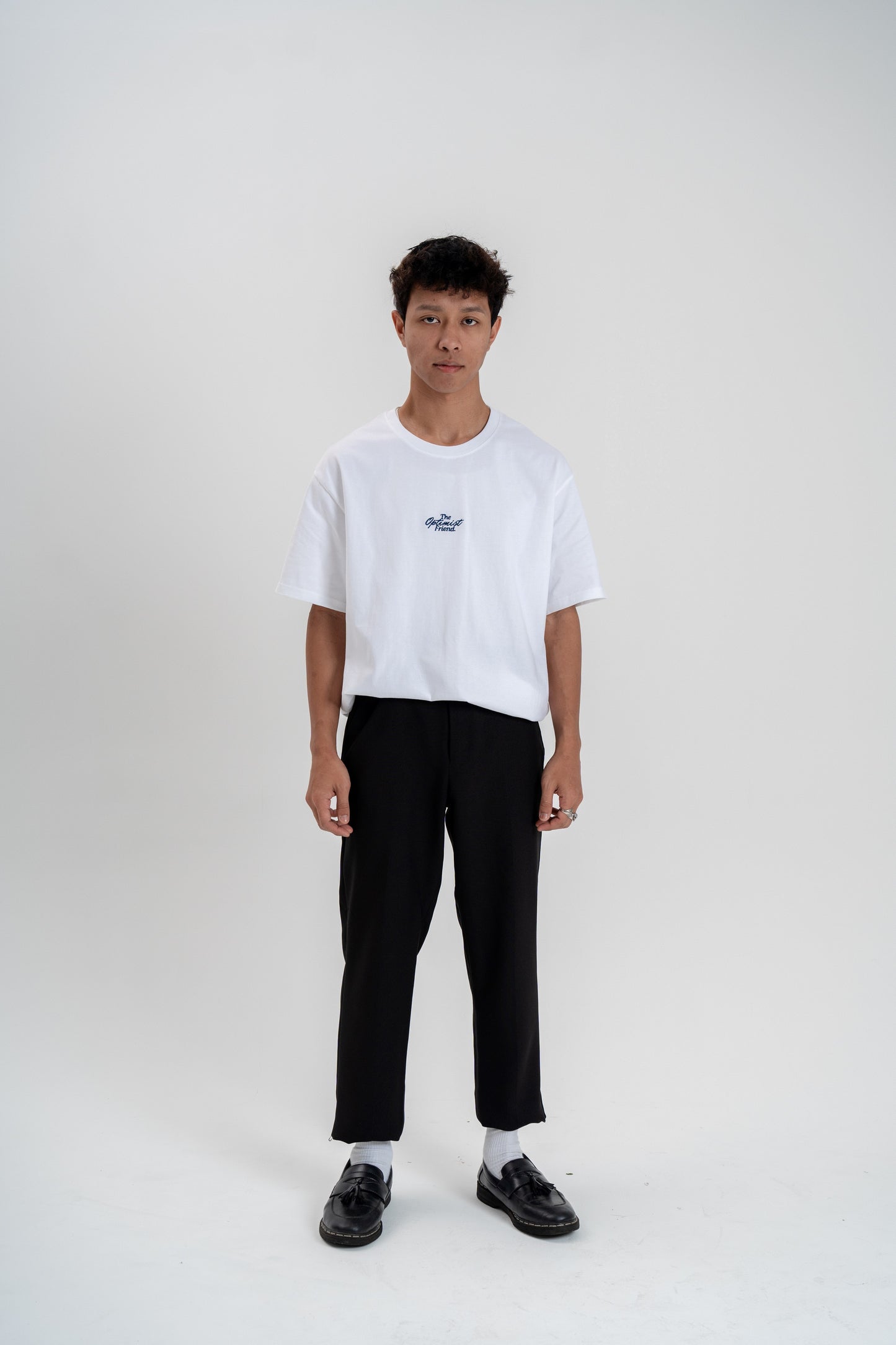 Optimist Friend, Tee