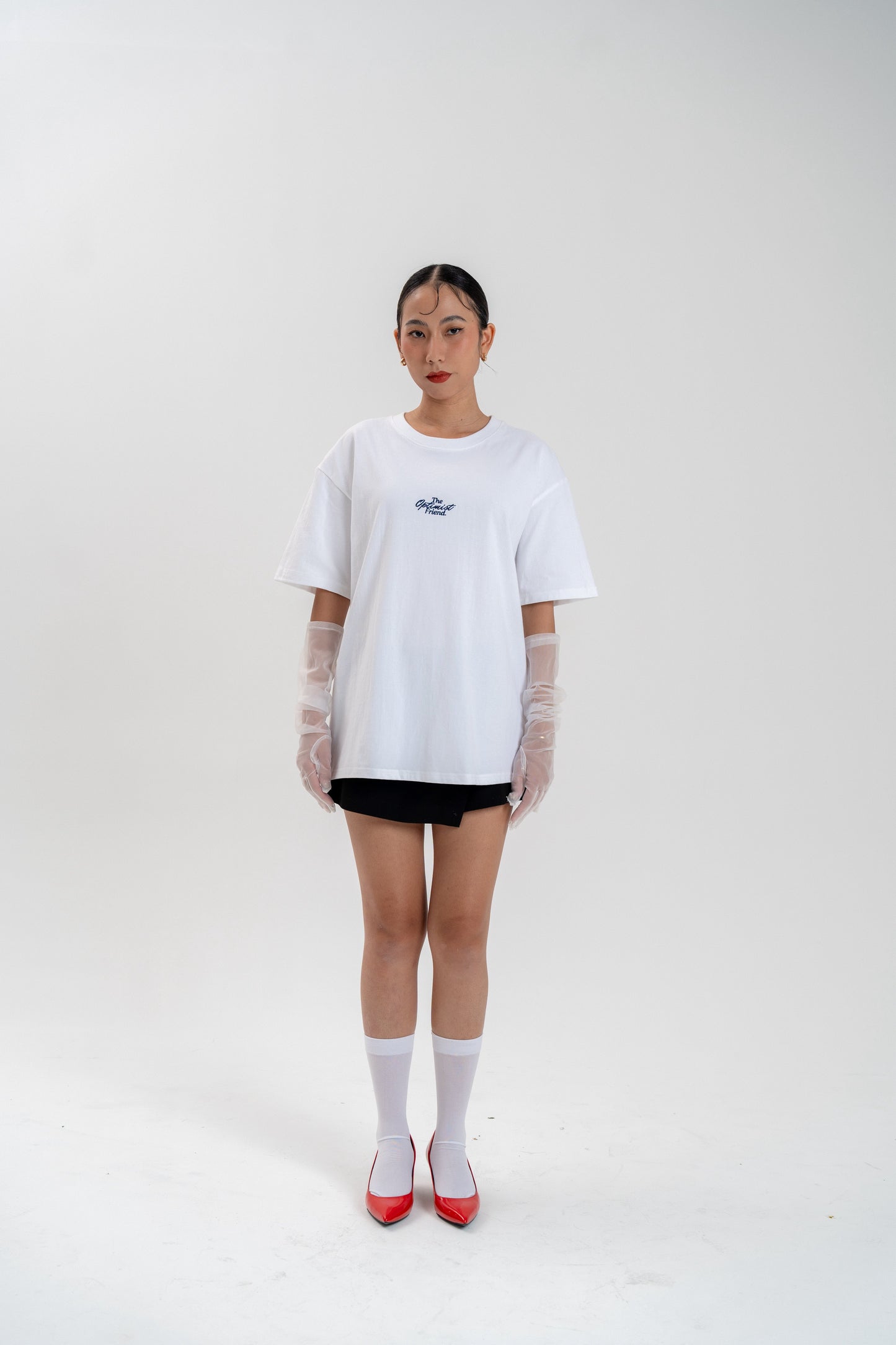 Optimist Friend, Tee
